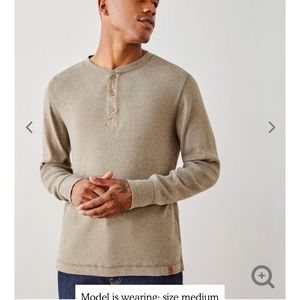 Roots mens Henley NWT